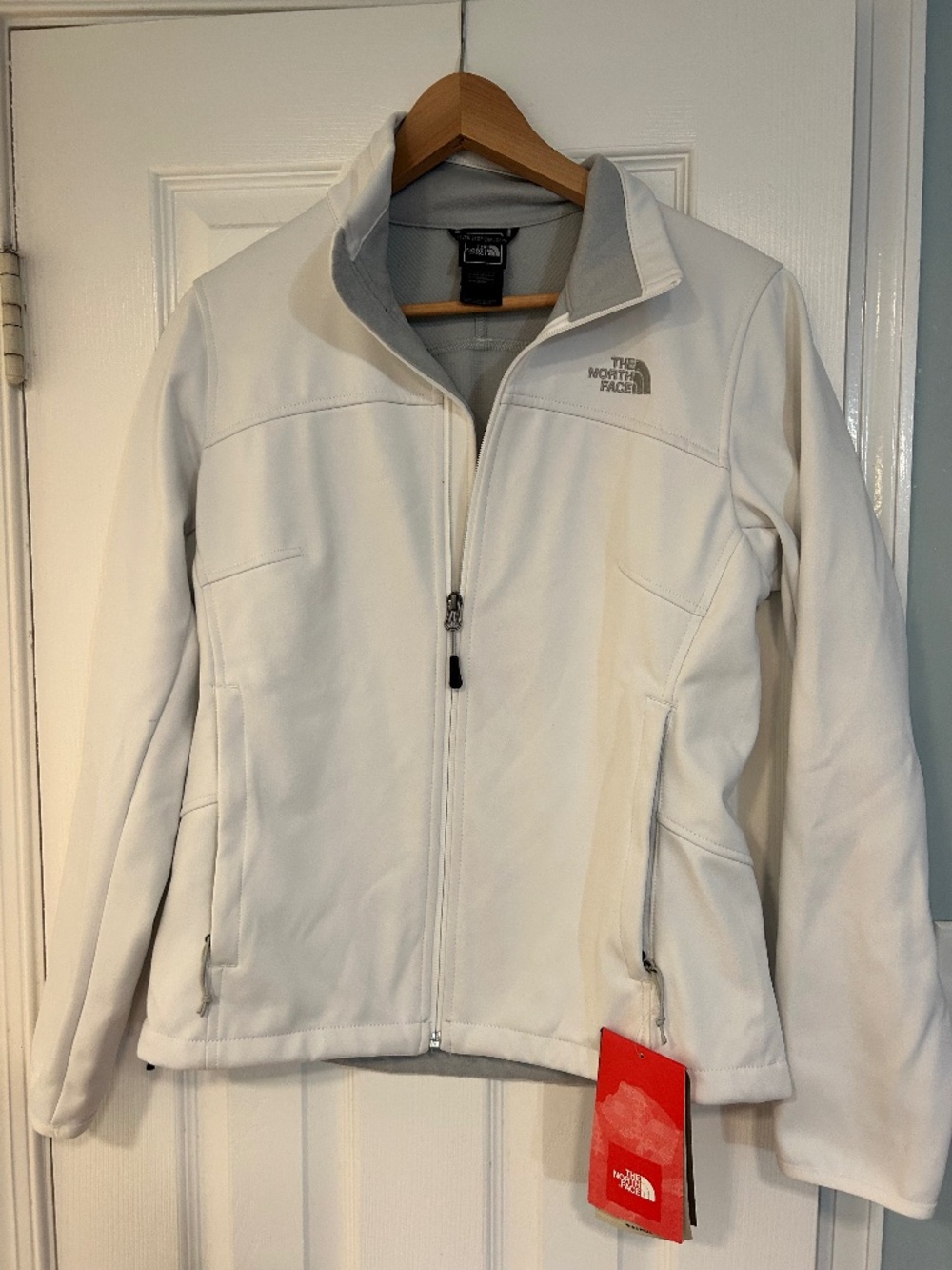 North face Women’s lightweight, white jacket